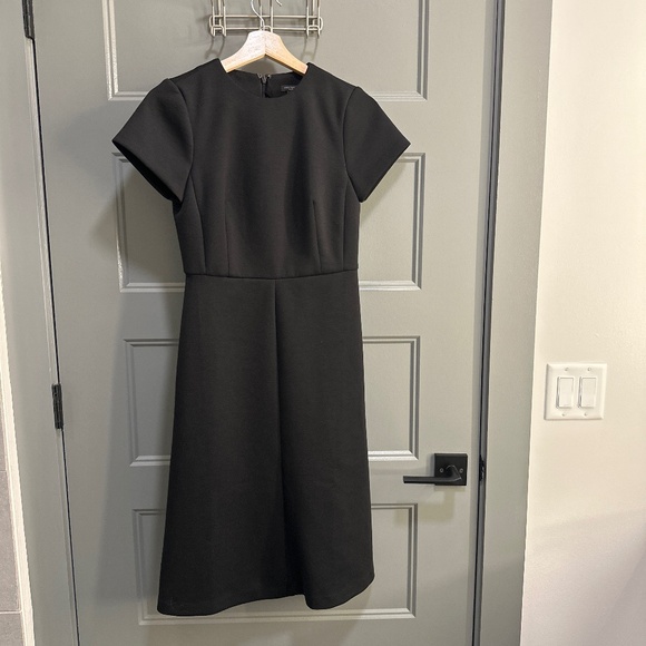 Ann Taylor Midi Flare Dress in Double Knit - Picture 1 of 6